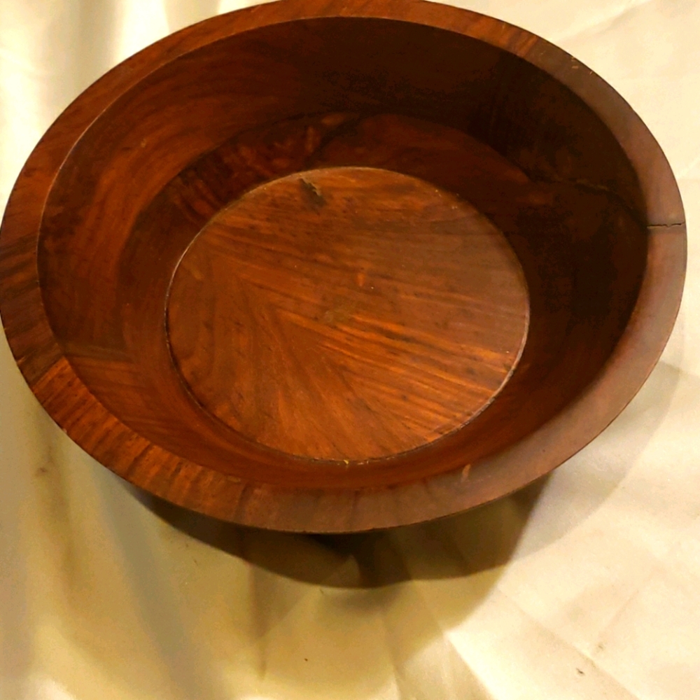 Bowl 🥣 wood